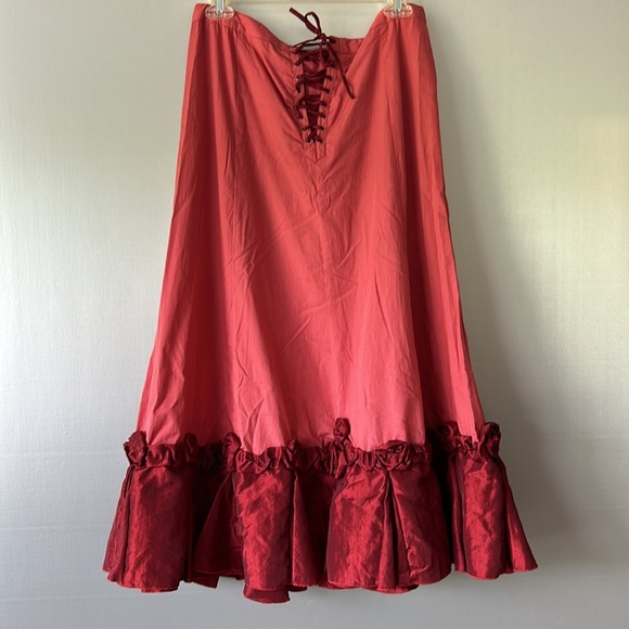 Light weight Bustle tie back at the waist skirt ruffle rosettes 2 tone Cordillia - Picture 6 of 17